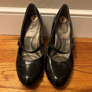 Kenneth Cole black heeled Mary Janes